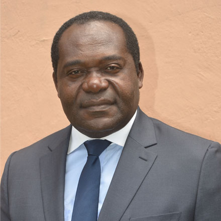 Dr NGUELE MEKE Roger